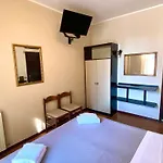 Umbria بيت ضيافة 3*